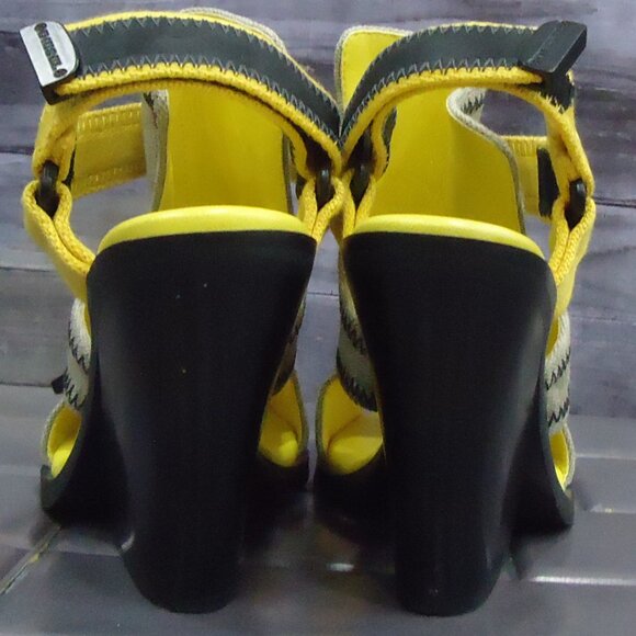 NWOT. SIZE 38. Diesel open toe wedge heel sandals. - Picture 4 of 16